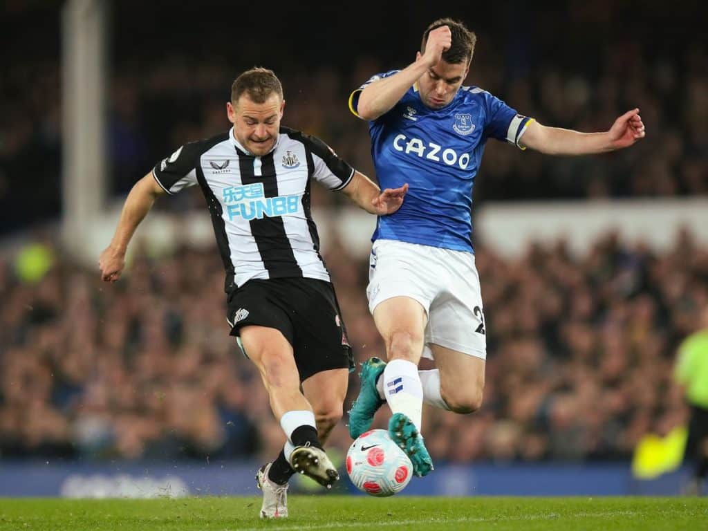 Newcastle x Everton: onde assistir ao vivo, horário e escalação