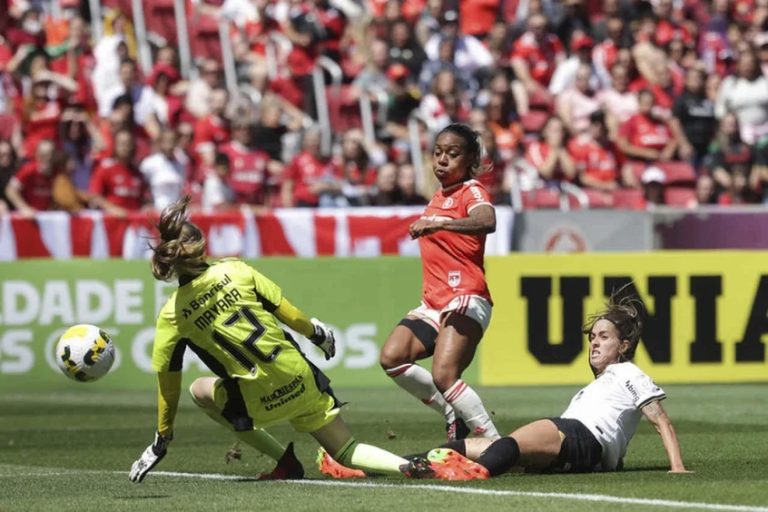 Definido os confrontos da semifinal da Supercopa Feminina