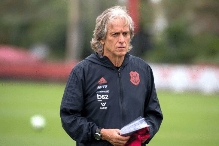 Confira a estatística que nenhum técnico do Flamengo consegue atingir desde 2011