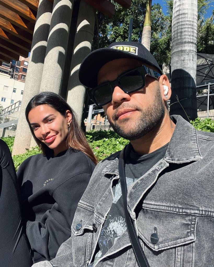 Daniel Alves e Joana Sanz juntos em dezembro de 2022. Divulgação/Instagram Daniel Alves