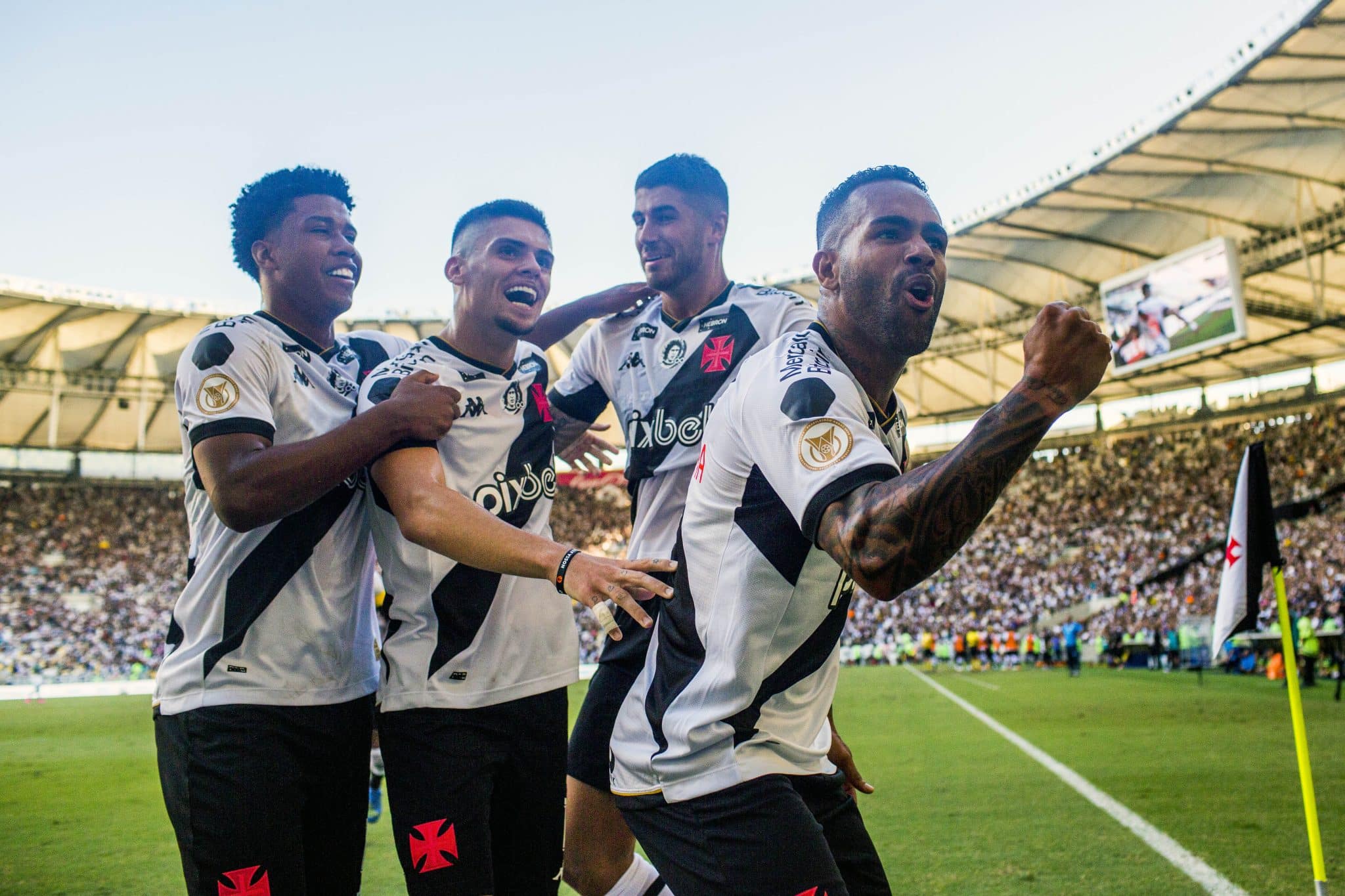 Sal Rios Dos Jogadores Do Vasco S O Expostos E Choca Torcida